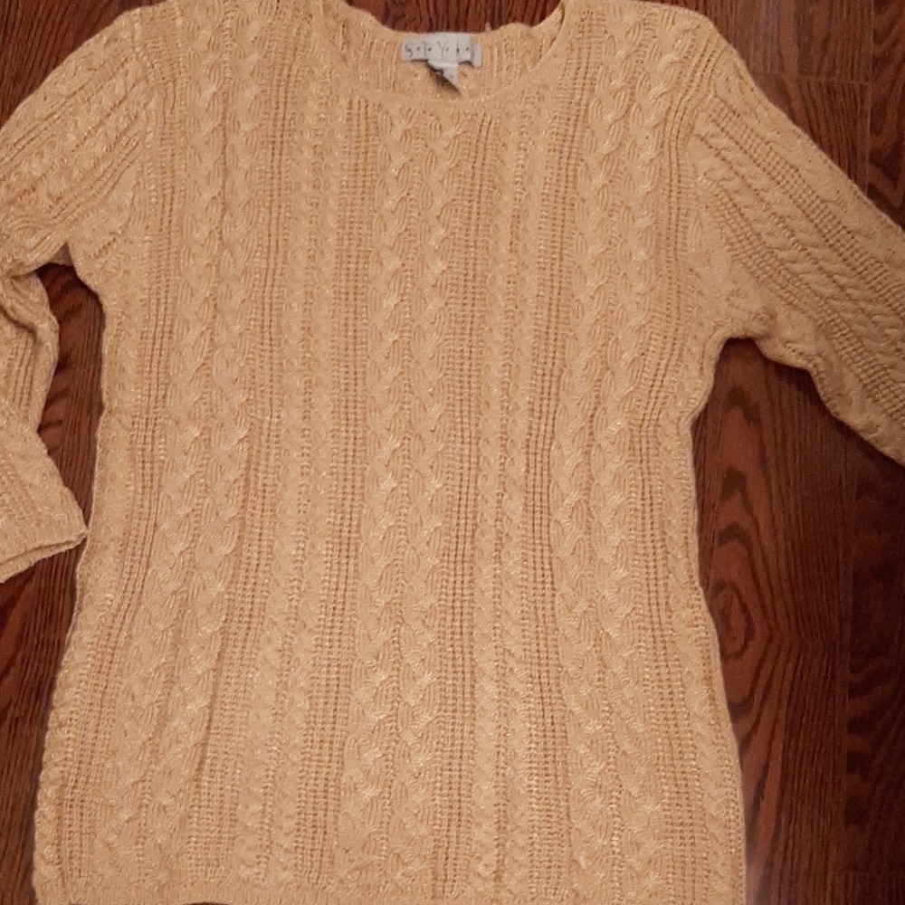 Cable Knit Sweater in Beige